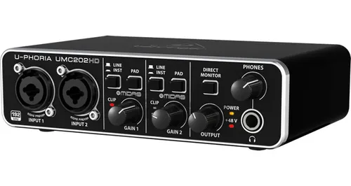 Behringer UMC202HD